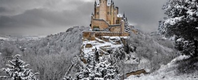 21 Most Amazing Castles Around the World