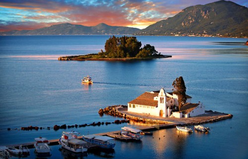 Top Romantic Places in Greece